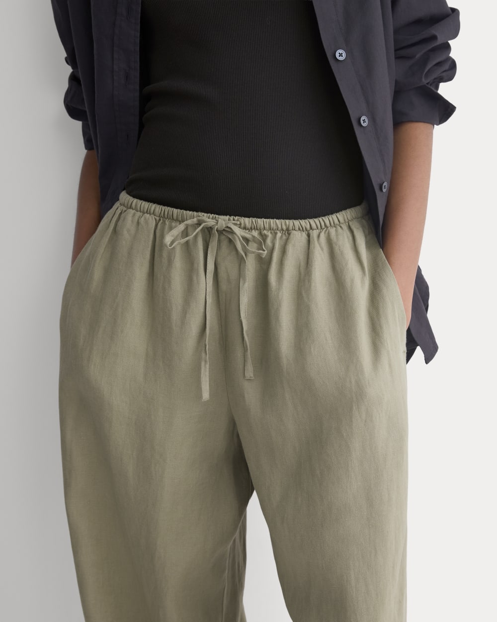 The Drawstring Pant in Linen | Overland